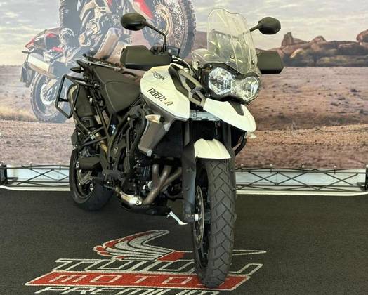 TRIUMPH TIGER 800 XR 